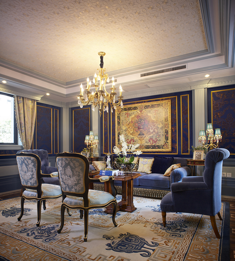 欧式 别墅 法式 高贵 典雅 客厅图片来自天津别墅室内装修在红磡领事郡－法式的分享