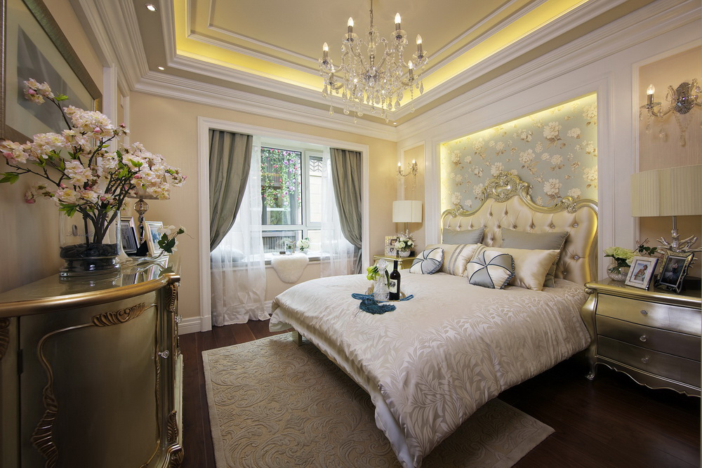 二居 新古典 洛可可 简洁自然 舒适 卧室图片来自天津别墅室内装修在海河大观－法式新古典的分享
