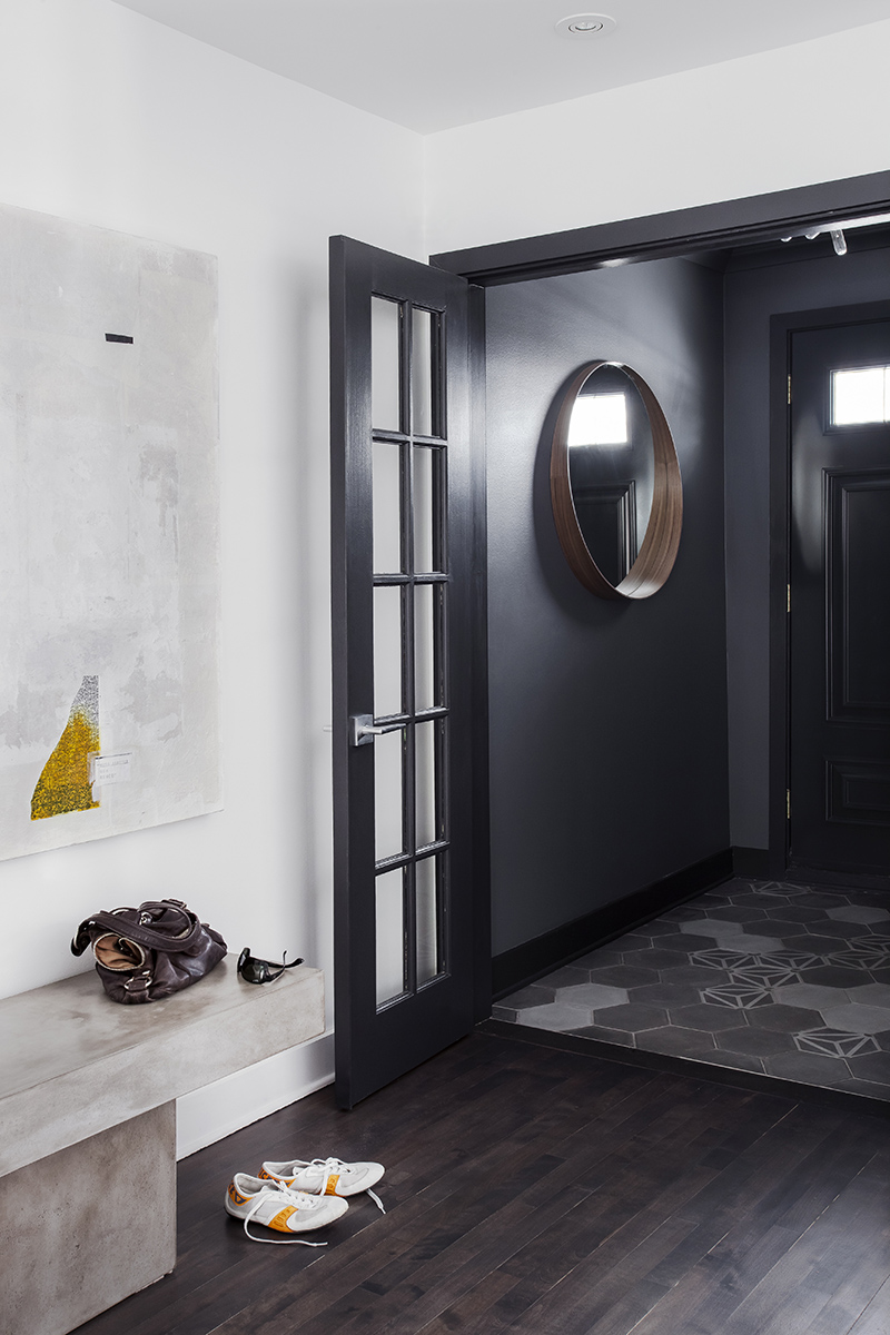 简约 欧式图片来自思雨易居设计在Mont Royal的优雅公寓的分享