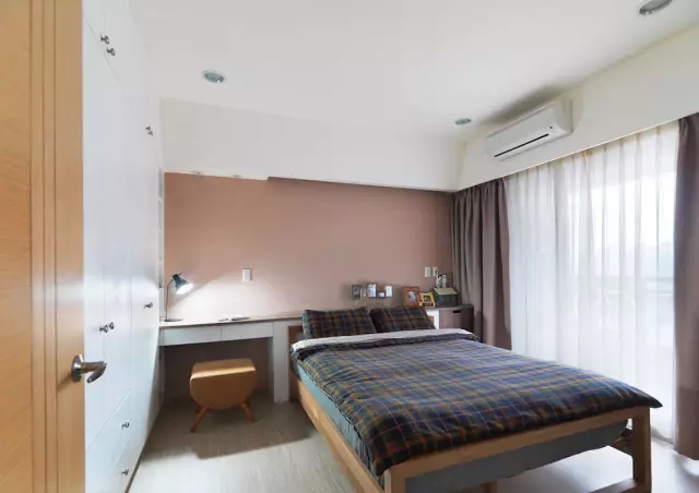简约 二居 旧房改造 卧室图片来自实创装饰上海公司在83㎡超唯美简约混搭案例的分享