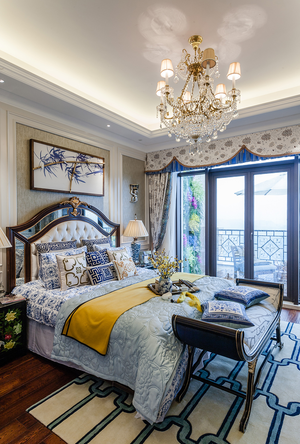 欧式 别墅 端庄典雅 高贵华丽 温馨 卧室图片来自天津别墅室内装修在红磡领世郡－欧式的分享