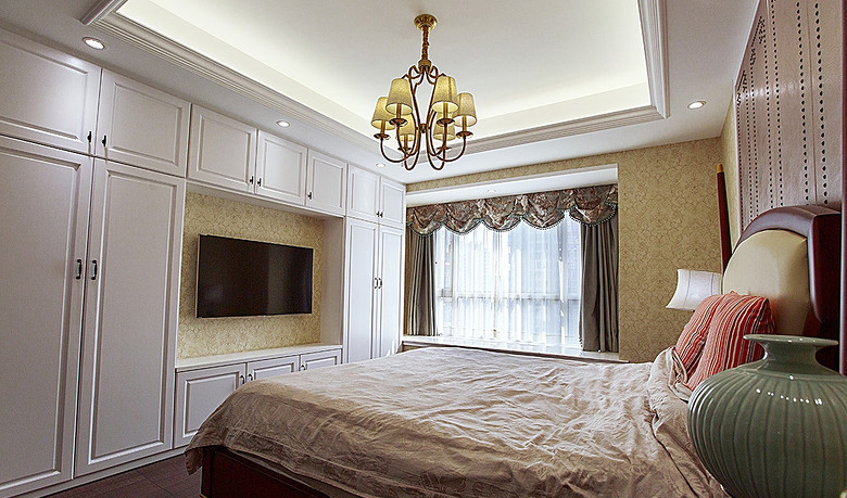 卧室图片来自家装大管家在慢工出细活 155平简美优雅3居室的分享