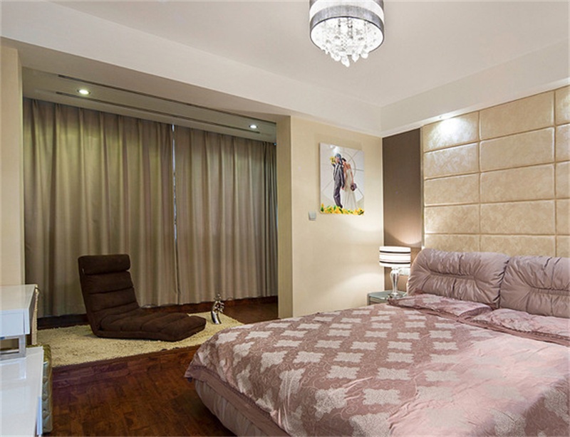 简约 二居 卧室图片来自湖南名匠装饰在高信向日葵广场现代简约风格的分享