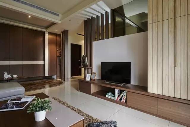 三居 日式风格 旧房改造 80后 客厅图片来自上海实创-装修设计效果图在110平日式简约原木自然温馨家的分享