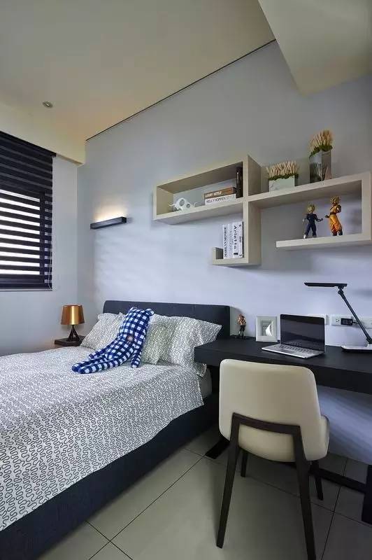 三居 日式风格 旧房改造 80后 卧室图片来自上海实创-装修设计效果图在110平日式简约原木自然温馨家的分享