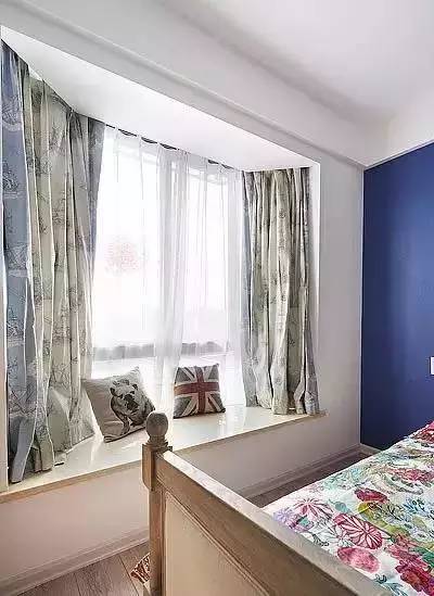 三居 美式 卧室图片来自上海实创-装修设计效果图在90平米现代简美风格的分享