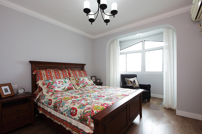 美式 二居 卧室图片来自成都丰立装饰工程公司在美式雅居二居室的分享