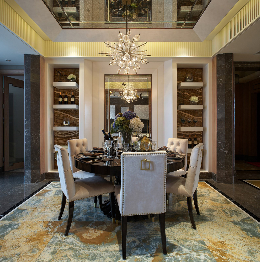 三居 客厅 卧室 厨房 餐厅 80后图片来自张勇高级室内设计师在华润·萬橡府古典精品设计案例的分享