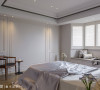 优美线板、窗下的卧榻与木百叶的设计元素，成功营造简约美式新古典的氛围。
