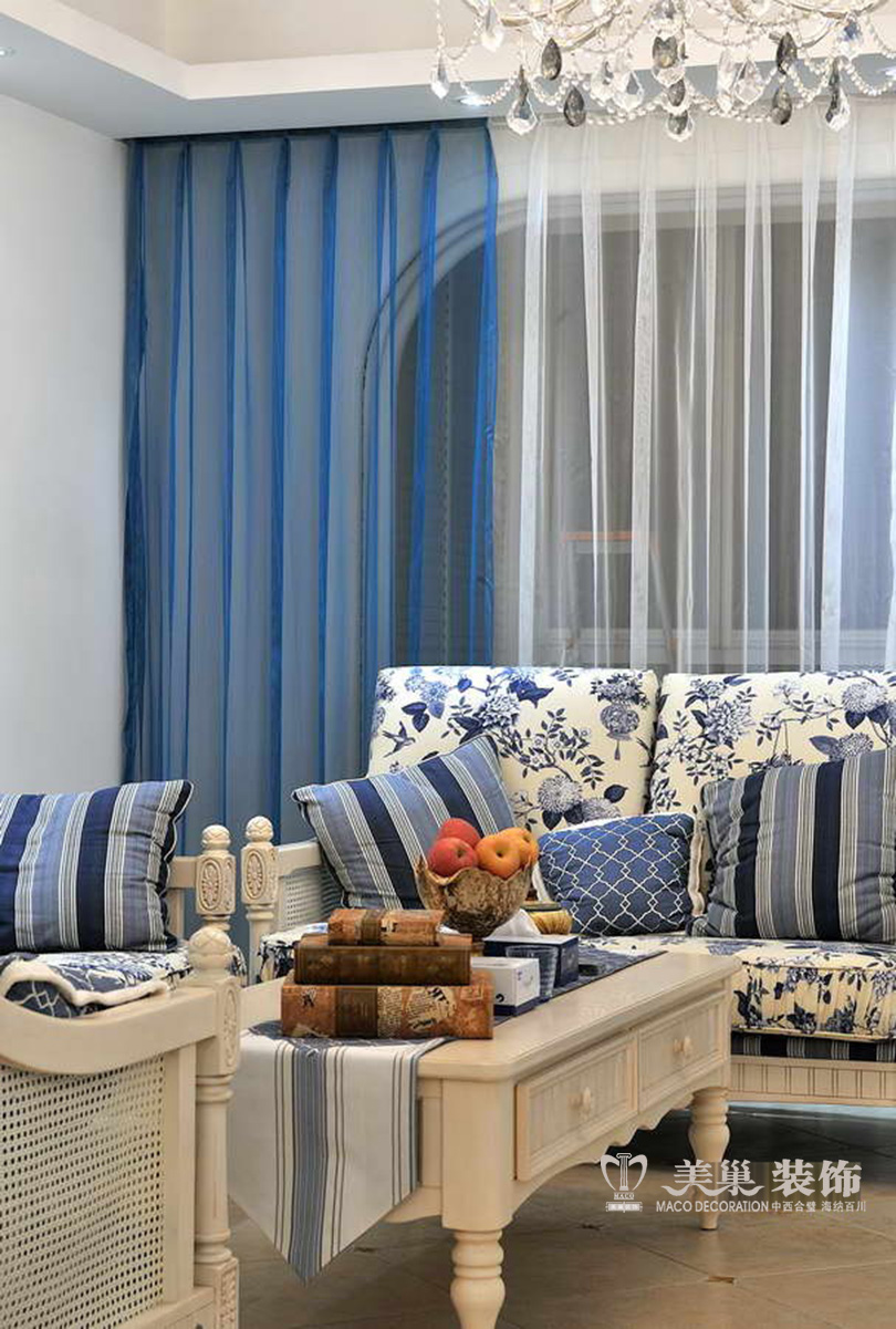 三居 简约 地中海装修 新大地公寓 客厅图片来自河南美巢装饰在新大地118平地中海装修效果图的分享