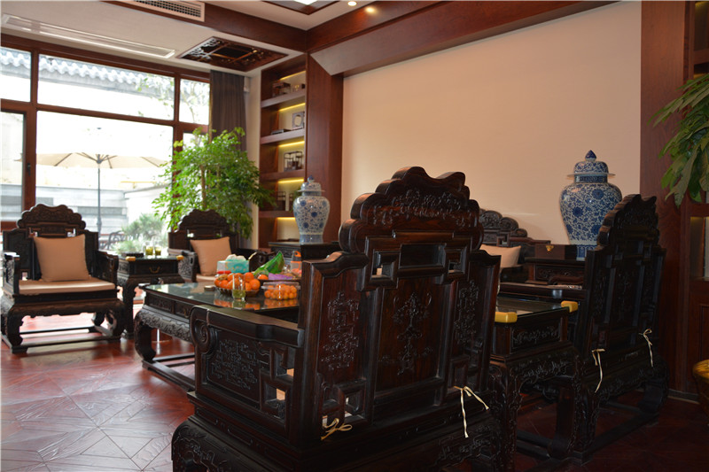 别墅 客厅图片来自金煌装饰有限公司在东方大院素雅有品质中式风格的分享