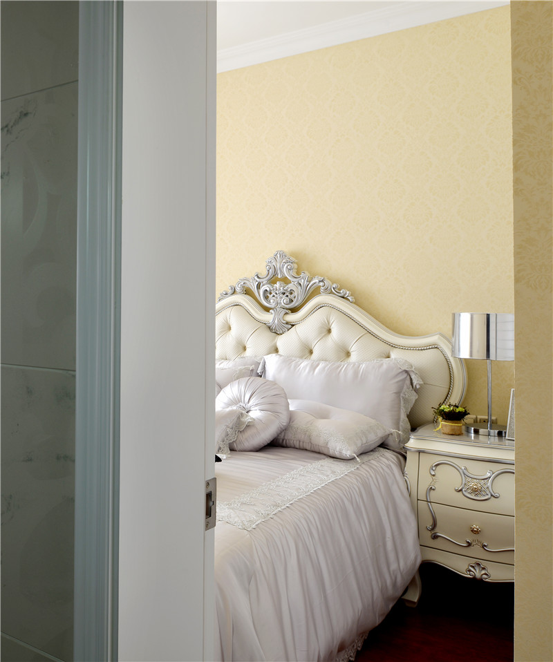 三居 欧式 卧室图片来自金煌装饰有限公司在现代时尚气息并华丽的空间的分享