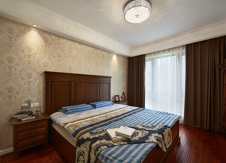 卧室图片来自家装大管家在87平实用温馨的美式家 暖意融融的分享
