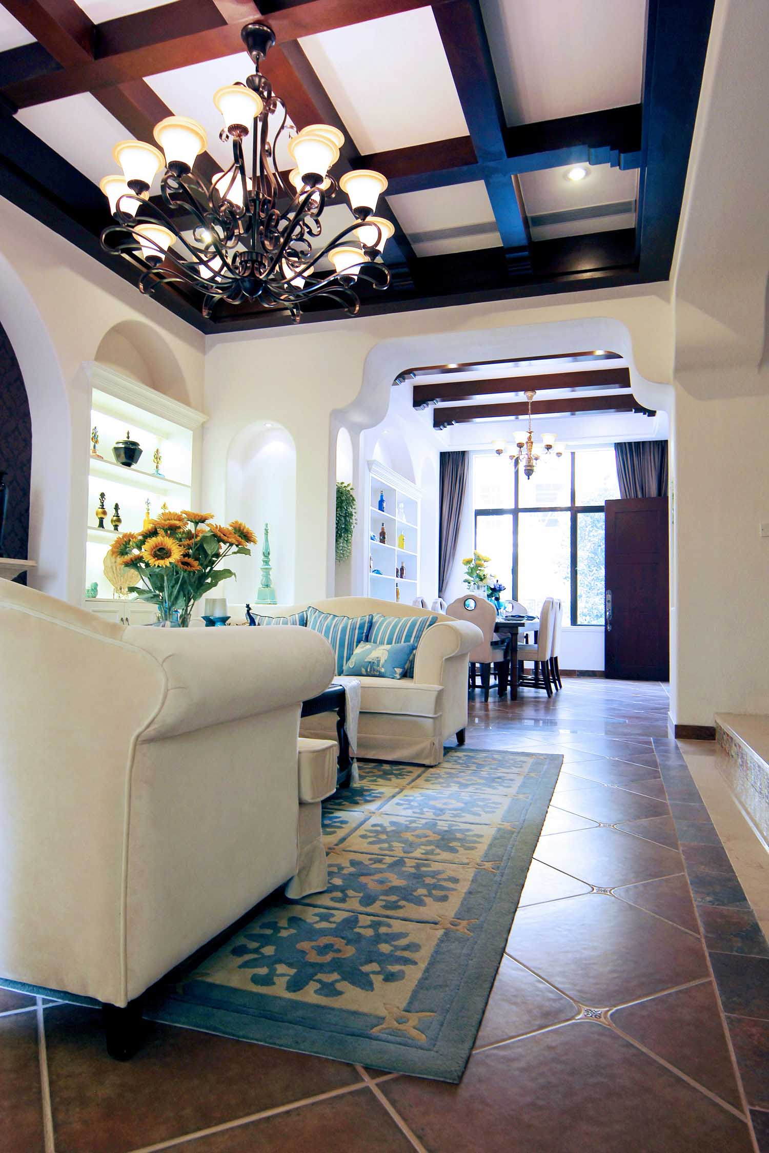 别墅 客厅图片来自贵阳金煌装饰旗舰店在时尚大气地中海风格的分享