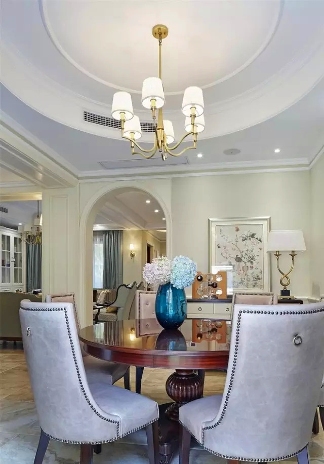 美式 别墅 设计 风格 装修 餐厅图片来自高度国际装饰宋增会在330㎡休闲混搭美式豪华别墅的分享
