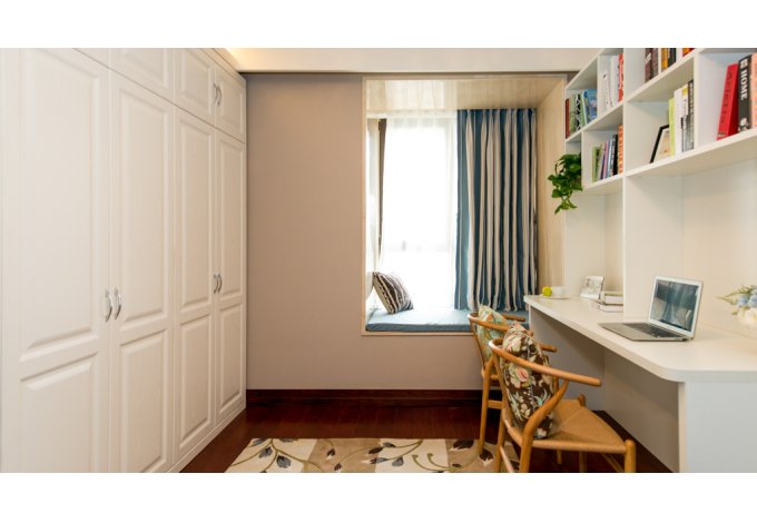 现代 简约 三居室 卧室图片来自成都丰立装饰工程公司在122平舒适现代简约风的分享