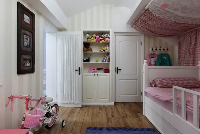 简约 美式风格 复式装修 儿童房图片来自实创装饰上海公司在150㎡复式简美风，太实用啦！的分享
