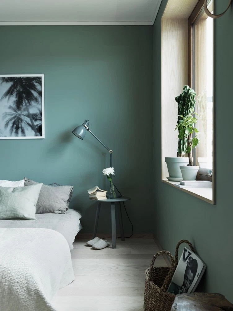 前卫现代 色彩搭配 二居 小资 卧室图片来自玉玲珑装饰在李女士绿色有新意的家的分享