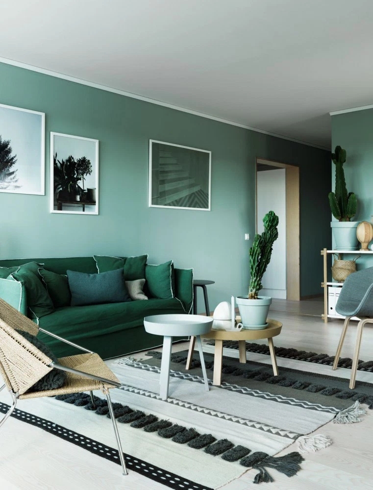 前卫现代 色彩搭配 二居 小资 客厅图片来自玉玲珑装饰在李女士绿色有新意的家的分享