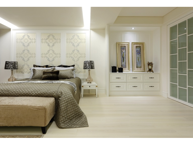 美式古典 美式 古典 别墅 卧室图片来自玉玲珑装饰在温女士的新家的分享