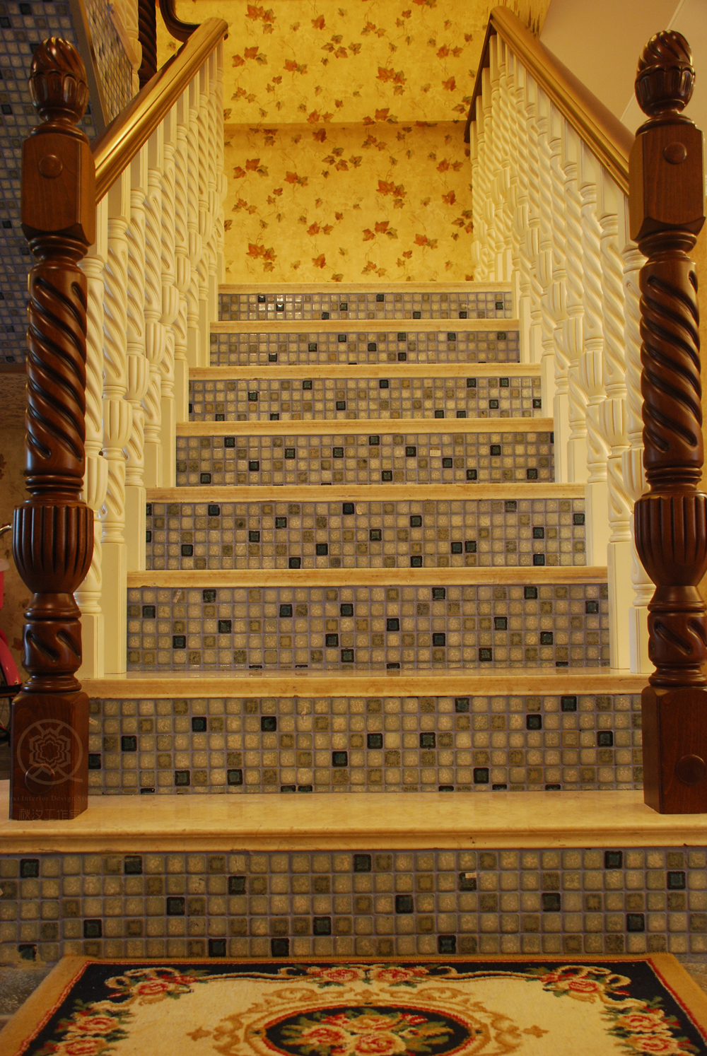 别墅 楼梯图片来自陈秋汐在宁静的彩色家园的分享