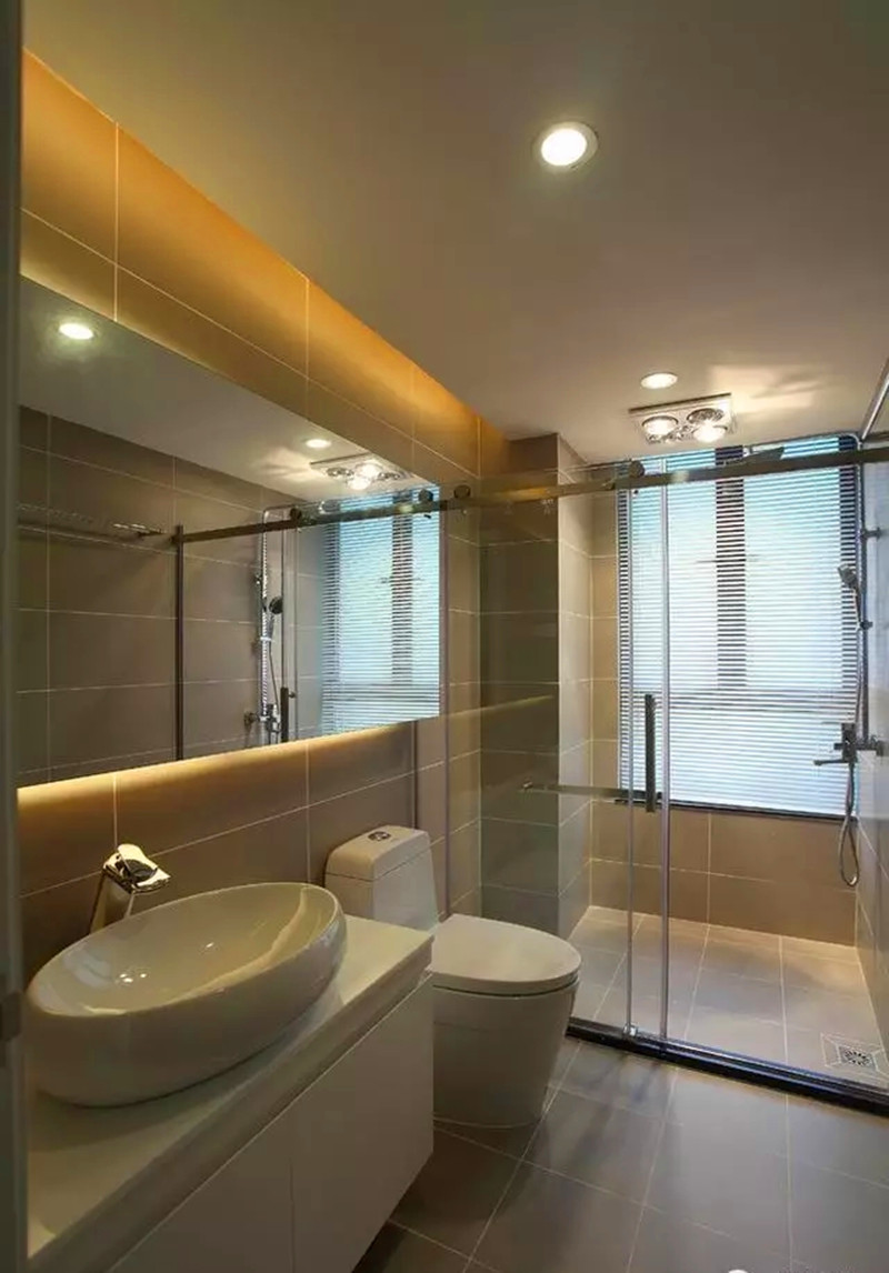 三居 现代 设计 风格 户型 装修 卫生间图片来自高度国际装饰宋增会在现代三居，潮流随性的设计的分享