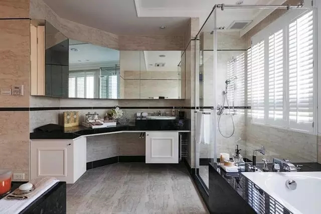 四居 美式 新古典 收纳 豪华 客厅 卧室 书房 卫生间 卫生间图片来自实创装饰晶晶在155㎡美式古典,黑与白的浪漫邂逅的分享