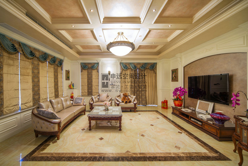 美式 别墅 客厅图片来自申远-小申在南郊别墅的分享