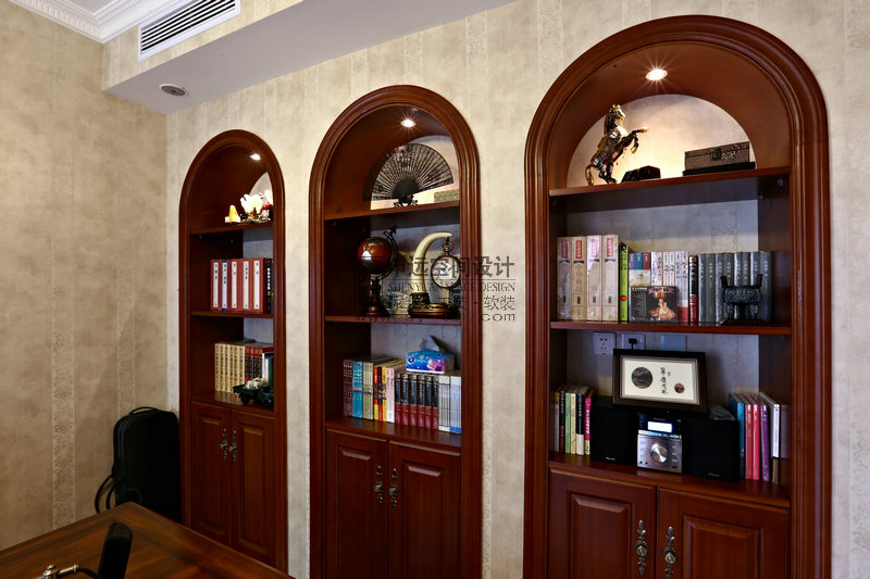 美式风格 别墅 书房图片来自申远-小申在英郡雷丁(美式）的分享