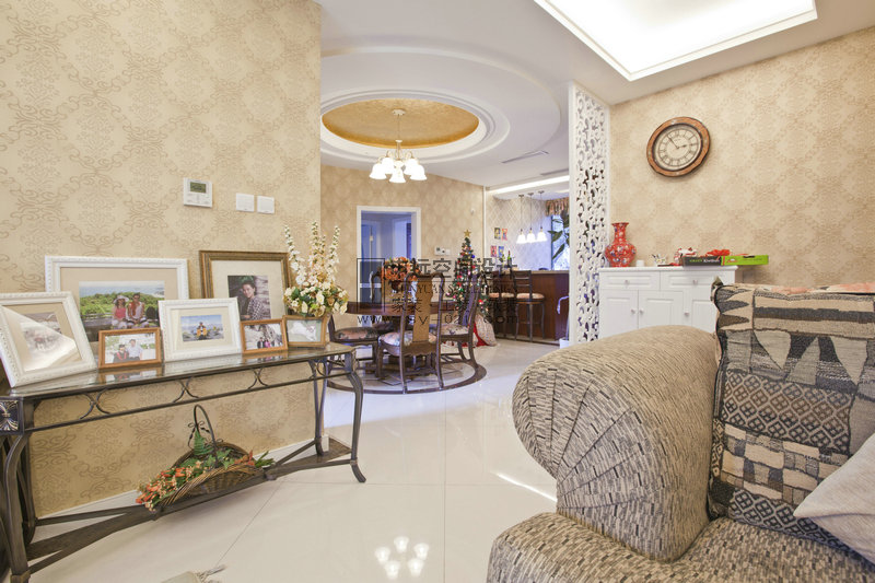 现代风格 平层 客厅图片来自申远-小申在尚海湾（现代）的分享