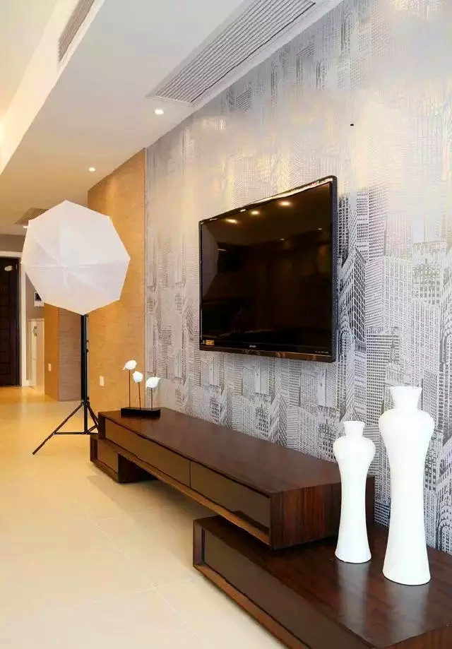 三居 装修设计 户型 风格 小区 客厅图片来自高度国际装饰宋增会在145㎡后现代简约稳重有气质家居的分享