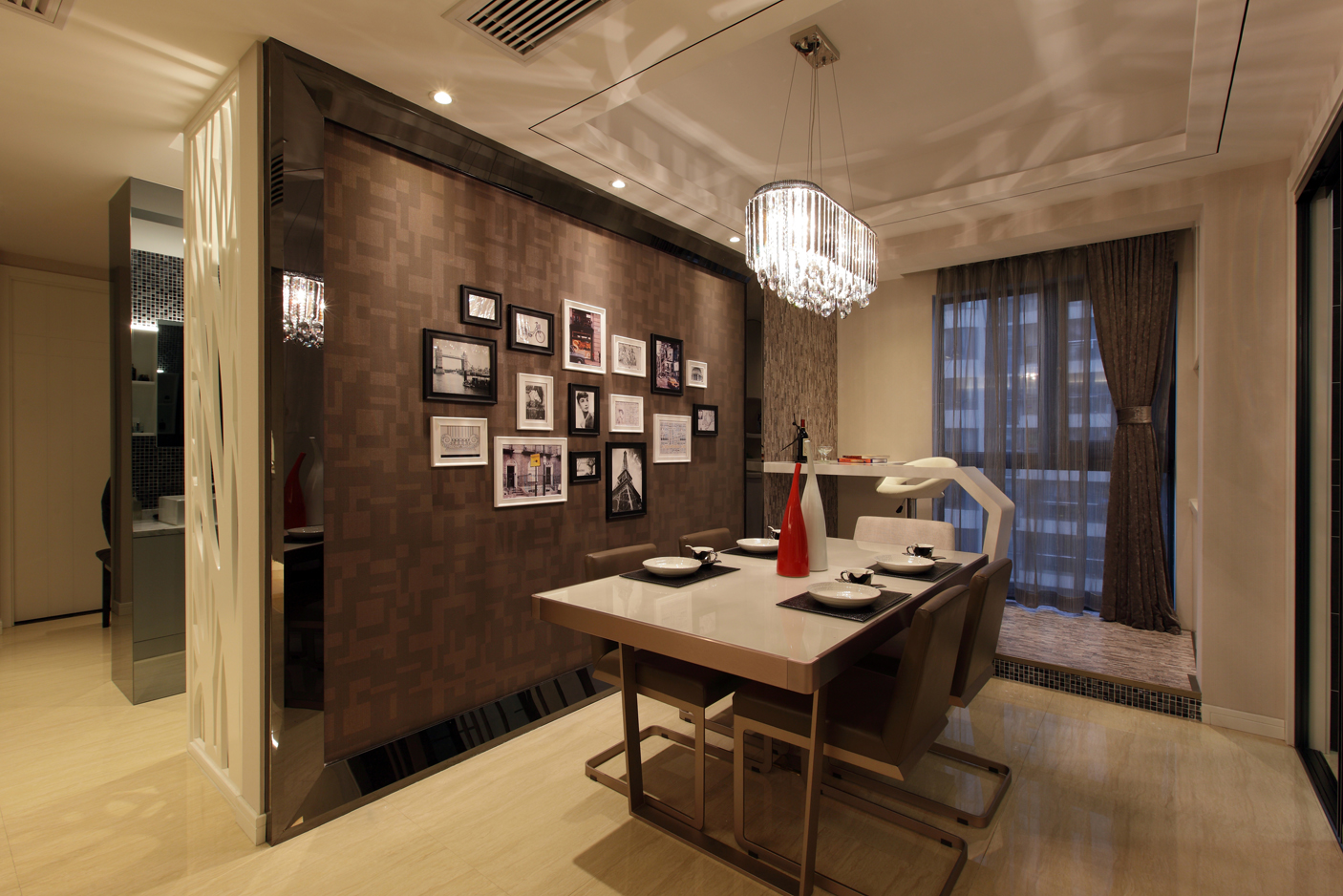 泛美华庭 三居 现代风格 餐厅图片来自百家设计小刘在泛美华庭120平现代风格的分享