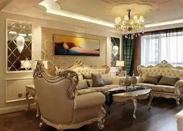 欧式 三居 格调 浪漫 舒适 客厅图片来自武汉生活家在华鼎丽都国际 132平 简欧的分享