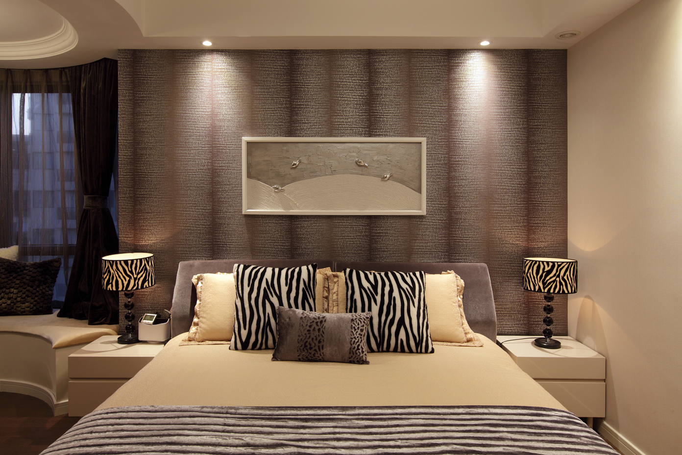 泛美华庭 三居 现代风格 卧室图片来自百家设计小刘在泛美华庭120平现代风格的分享