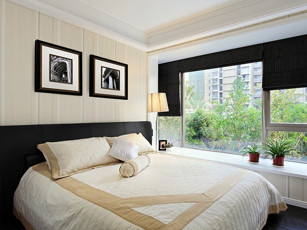 嘉年华装饰 橡树湾 二居室 95平 现代 简约 卧室图片来自武汉嘉年华装饰在温馨与稳重-橡树湾的分享