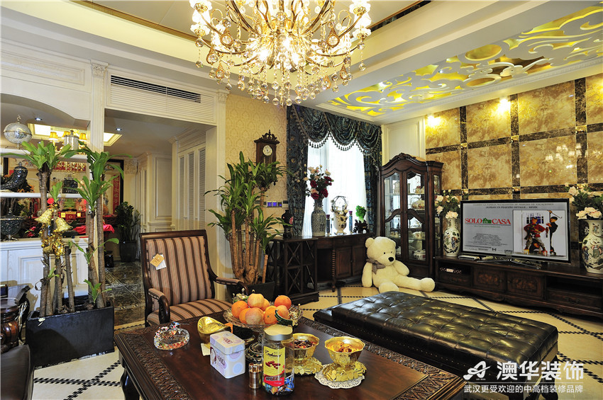 欧式 别墅 客厅图片来自澳华装饰-杨敏在新时代的宫廷风的分享