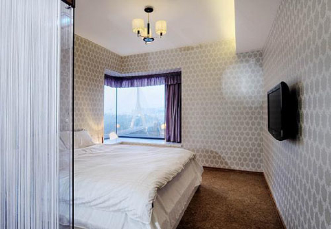 三居 简约 卧室图片来自北京大成日盛装饰设计在大成日盛简约 三居室 案例欣赏的分享