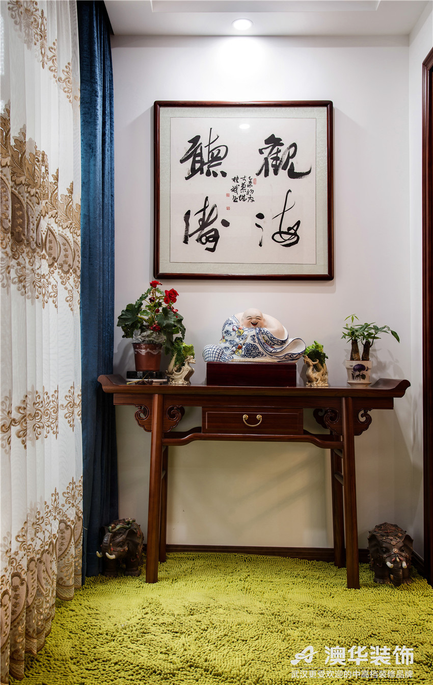别墅 玄关图片来自澳华会所-杨敏在纯正中国风的分享