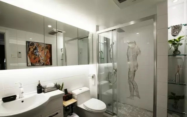 卫生间图片来自广州泥巴公社装饰小方在简易色彩家居的分享