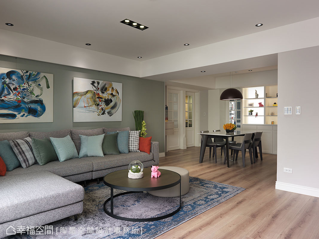 三居 现代 简约 欧式 客厅图片来自幸福空间在119平现代风格四维路蔡公馆的分享