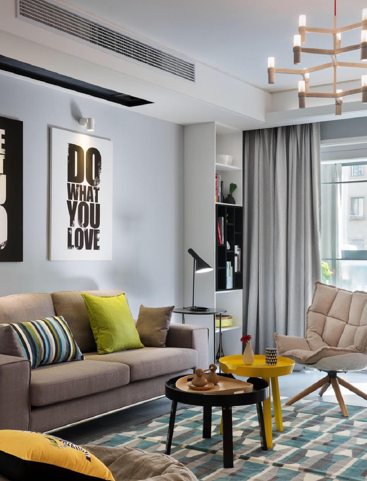 三居 北欧 小资 客厅图片来自日升装饰公司在130平米北欧温馨舒适的家的分享