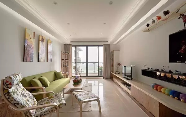 简约 二居 客厅图片来自实创装饰上海公司在86㎡暖色原木风的分享