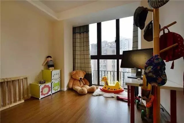 简约 三居 儿童房图片来自实创装饰上海公司在120㎡三居时髦又舒适的分享