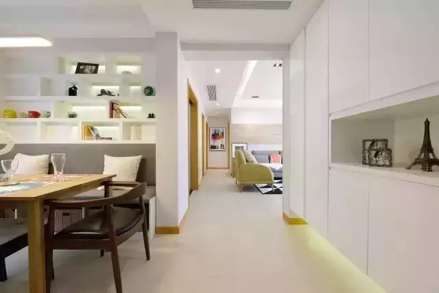 简约 二居 餐厅图片来自实创装饰上海公司在简约大两居白色空间清凉感十足的分享