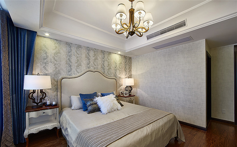 卧室图片来自家装大管家在完美幸福 135平美式新古典3居室的分享