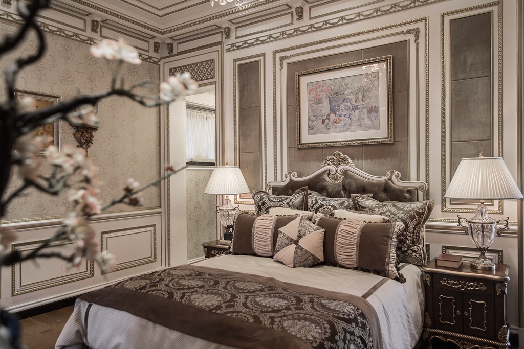 欧式 别墅 80后 小资 卧室图片来自上海倾雅装饰有限公司在如诗的礼赞的分享