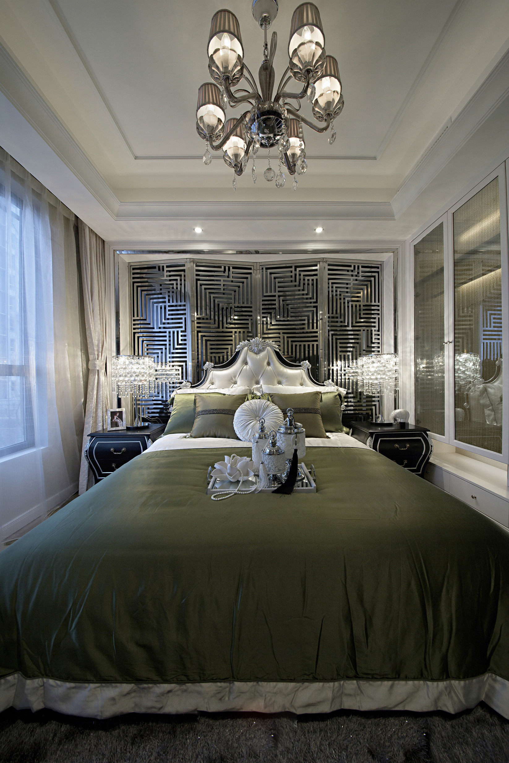 欧式 旧房改造 二居 卧室图片来自北京精诚兴业装饰公司在时尚、简约的居住空间的分享