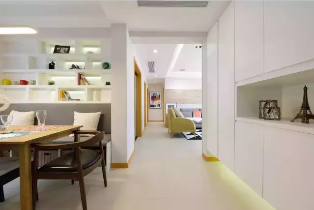 简约 三居 玄关图片来自实创装饰上海公司在120㎡简约休闲风，舒适好房子的分享