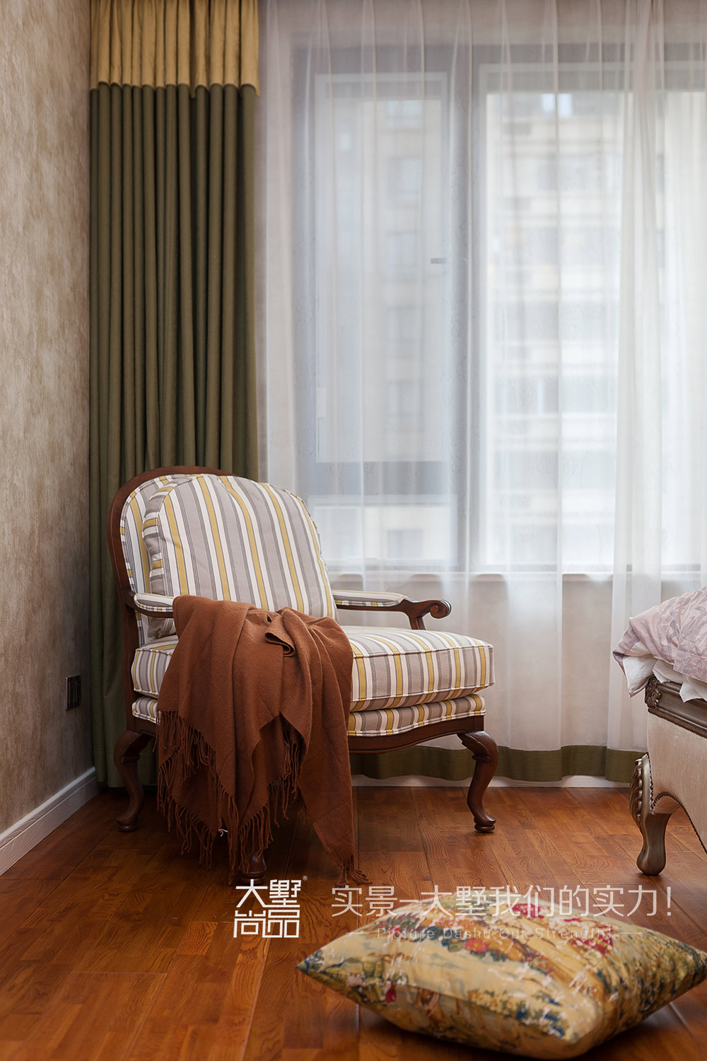 白色 米色 四居 美式 闲静轻松 卧室图片来自大墅尚品-由伟壮设计在现代美式风四居室·盛夏的阳光的分享