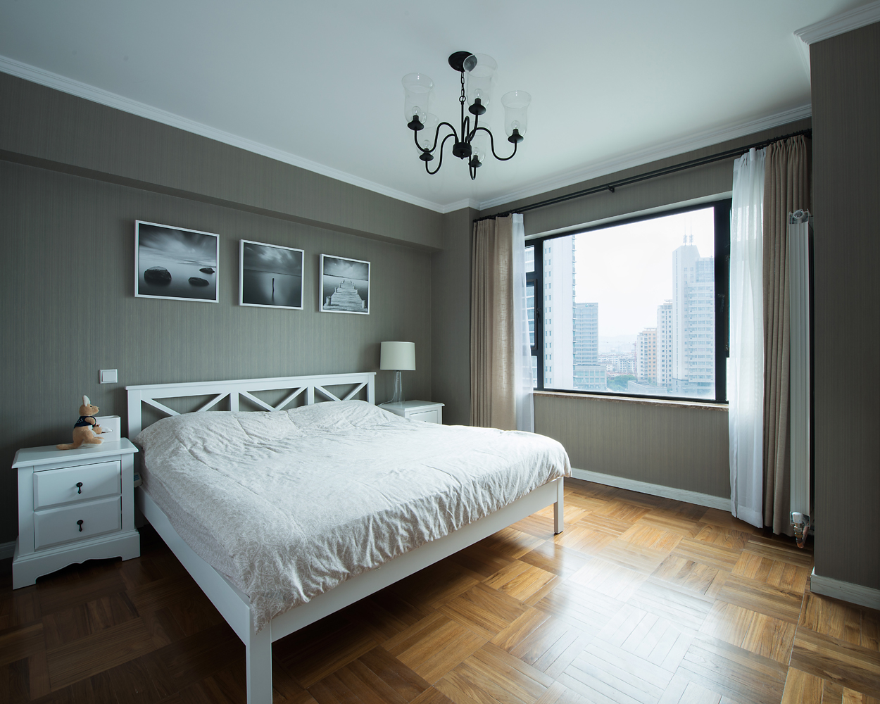 四居 地中海 极简 卧室图片来自张勇高级室内设计师在泛海国际极简地中海风格效果案例的分享